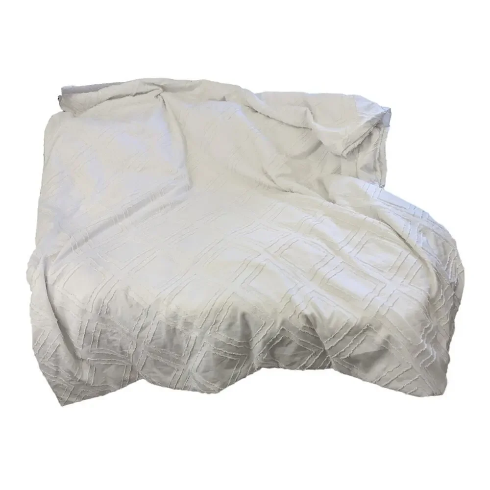 GORGEOUS LIGHTWEIGHT WHITE CHENILLE PATTERNED POLY DUVET, COMFORTER COVER! SZ KG